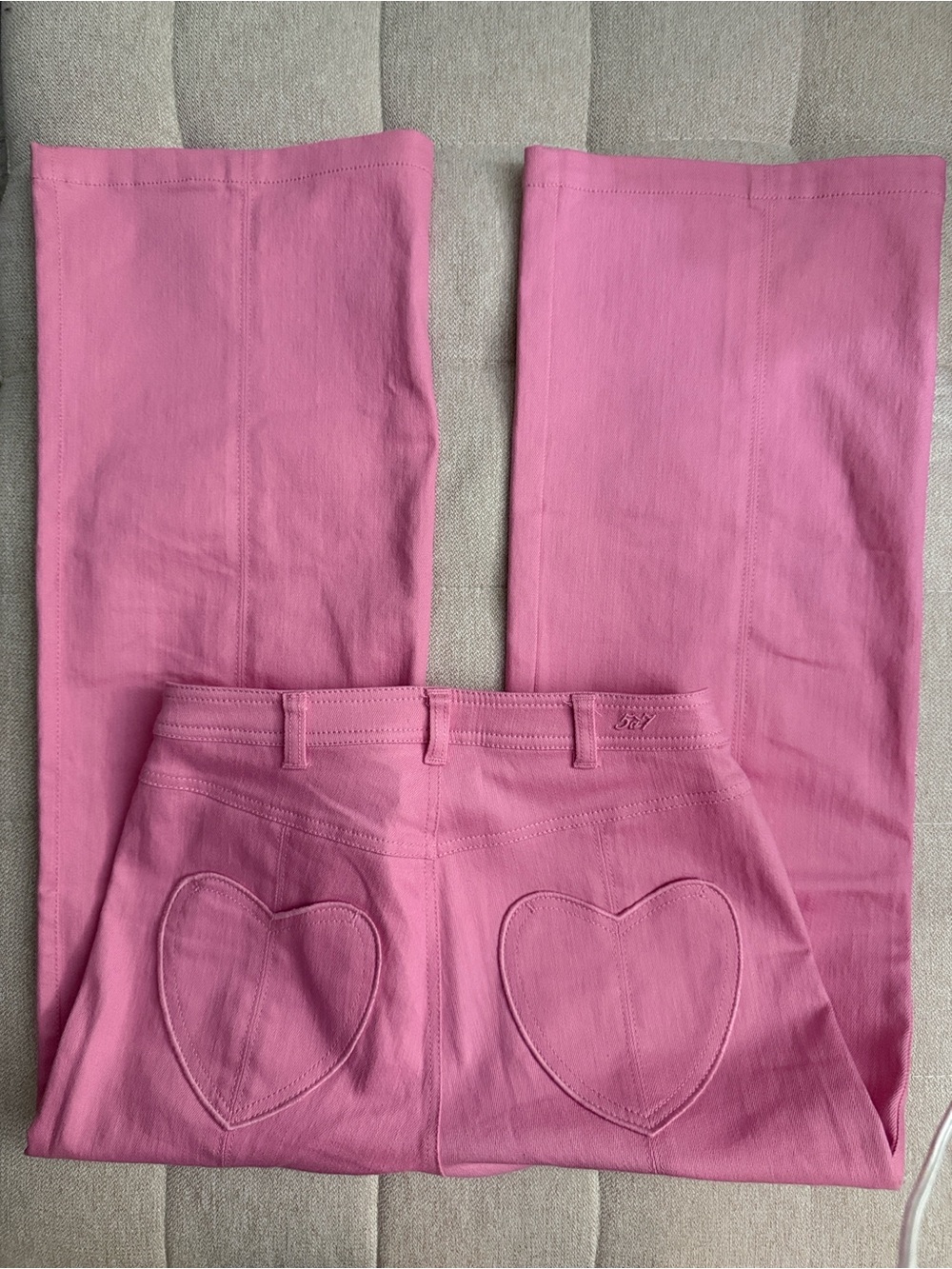 cinq a sept Pink High-Rise Cropped Jeans with Heart Patch - Picture 8 of 11